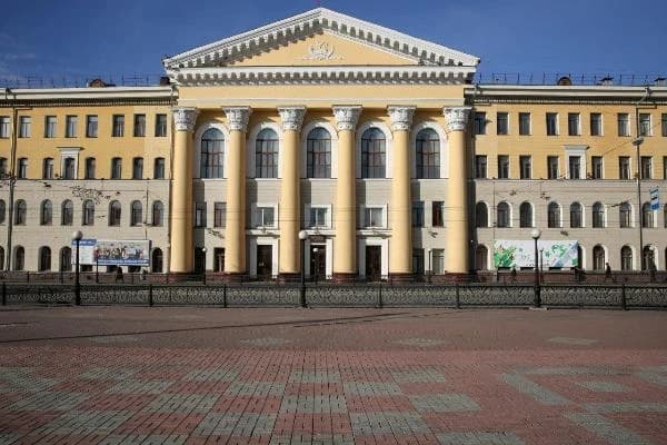 Вход в ТУСУР
